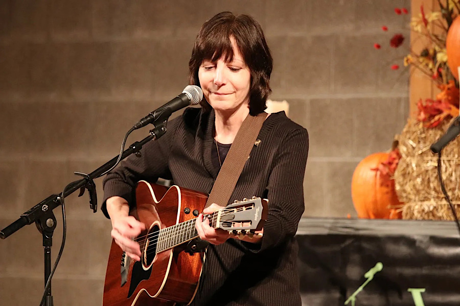 Photo of Loretta Hagen Trio