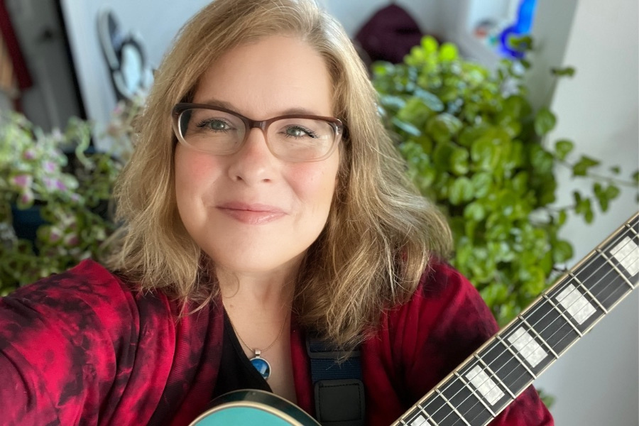 Photo of Kellie Lin Knott