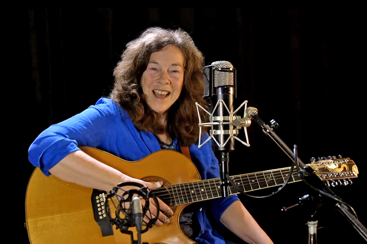 Photo of Claudia Schmidt