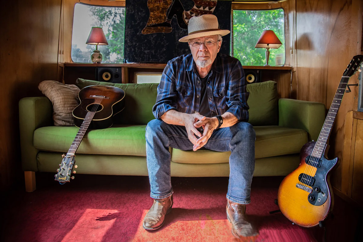 Photo of Ray Bonneville