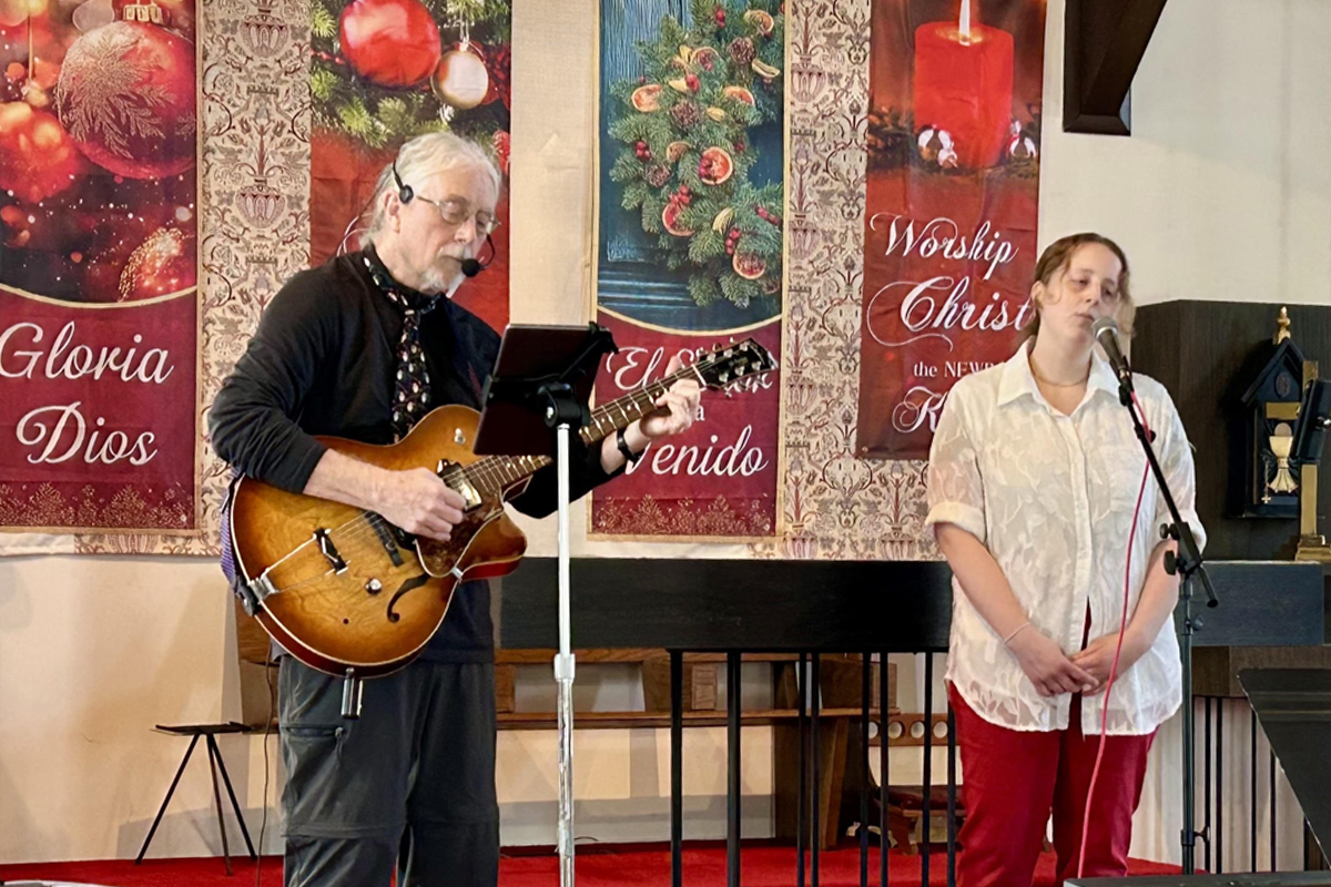 Photo of John Hone and Molly