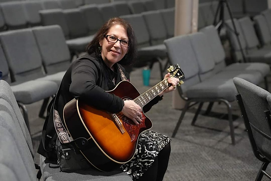 Photo of Ronnee Stolzberg